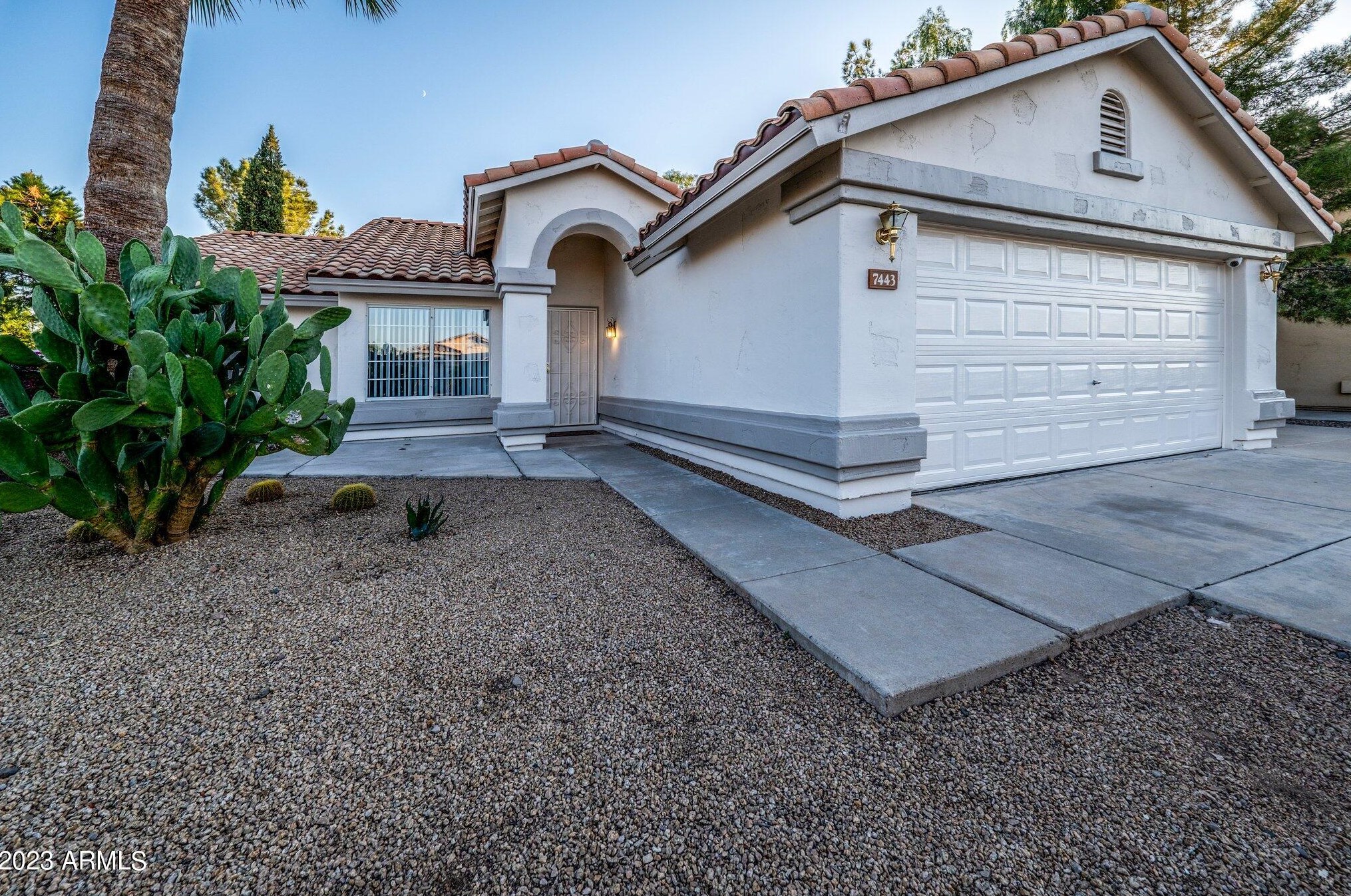 7443 W Robin Ln, Glendale, AZ 85310