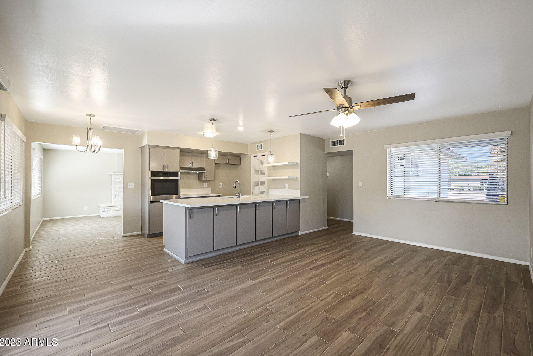 3415 Mountain View Rd, Phoenix, AZ 85028-3956