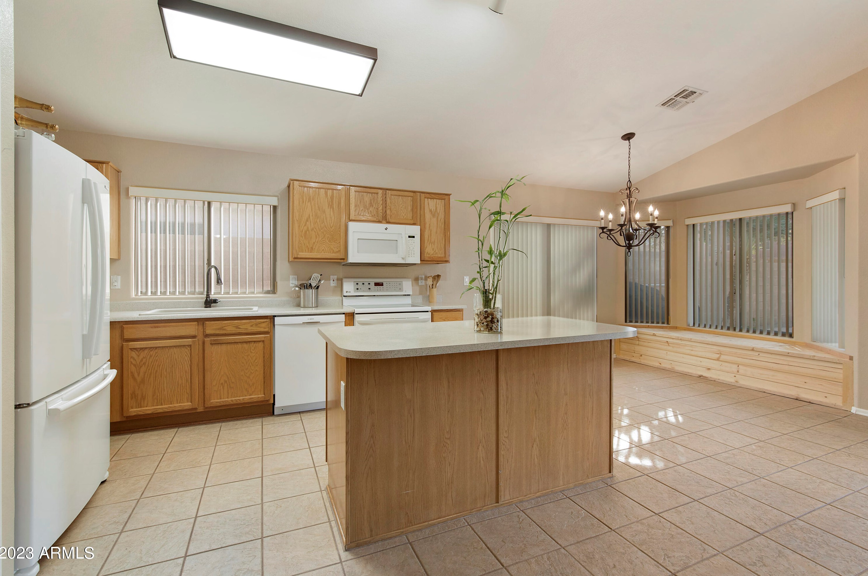 6539 Briles Rd, Phoenix AZ  85083-1050 exterior