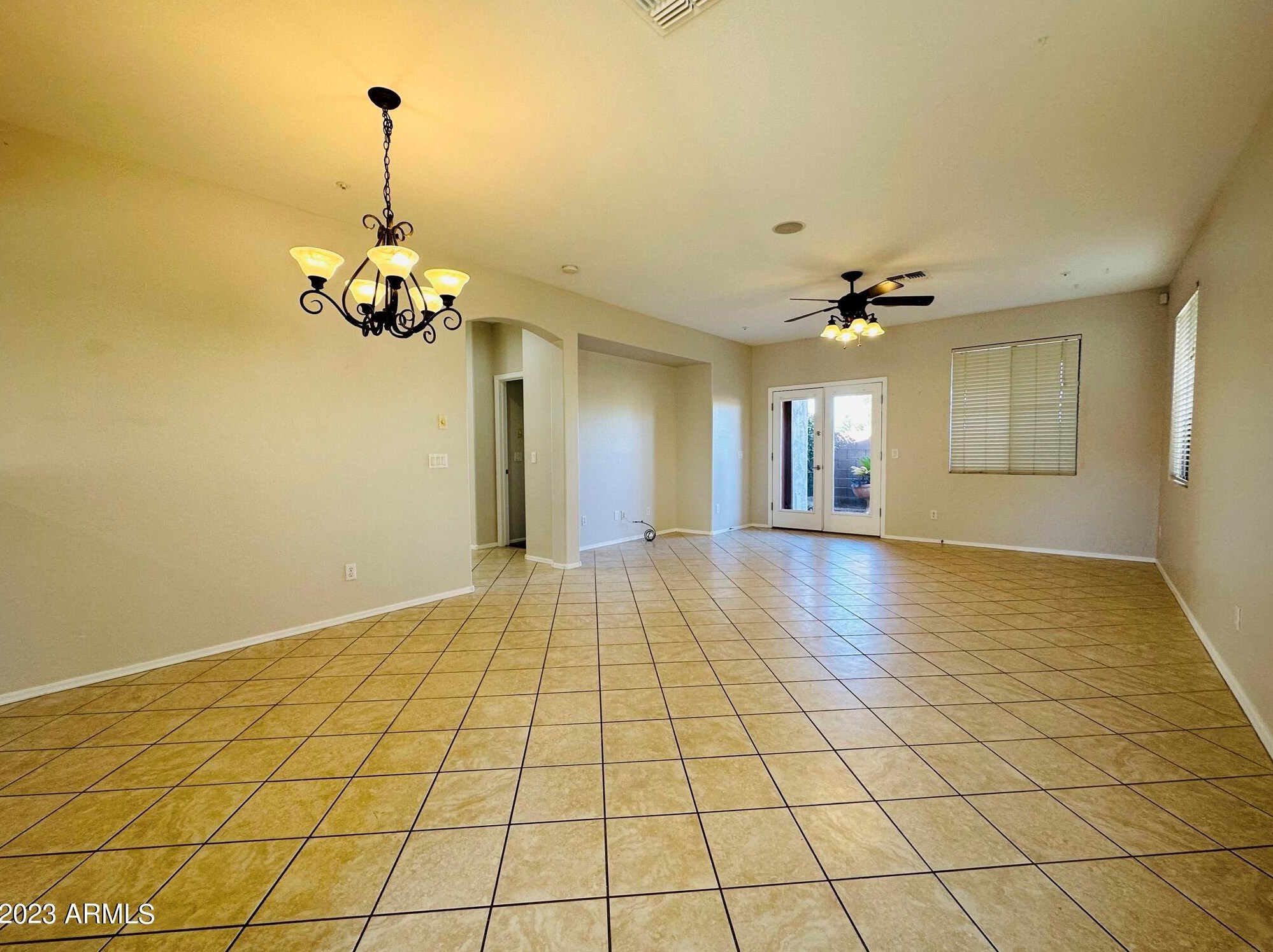 3823 E Palmer St, Gilbert, AZ 85298