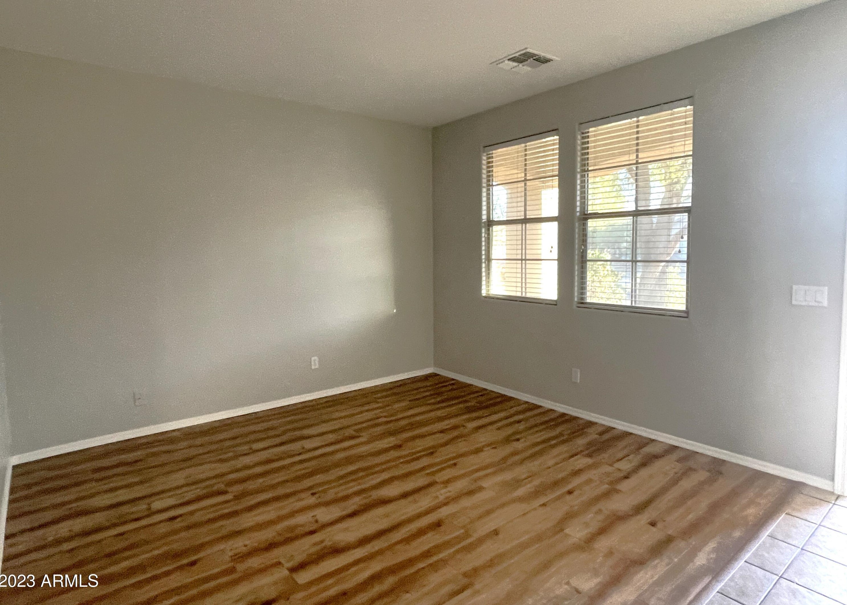 3122 Apollo Rd, Phoenix AZ  85041-6335 exterior