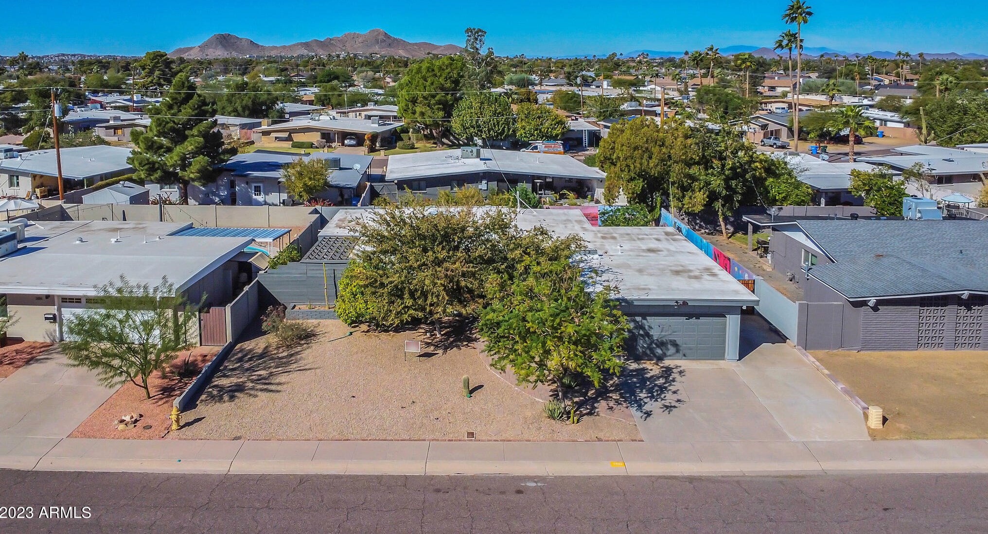 3822 Poinsettia Dr, Phoenix, AZ 85028-1436