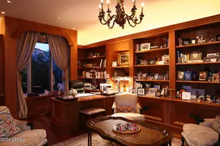 15 Biltmore Estates Dr, Phoenix, AZ 85016 - Photo 22