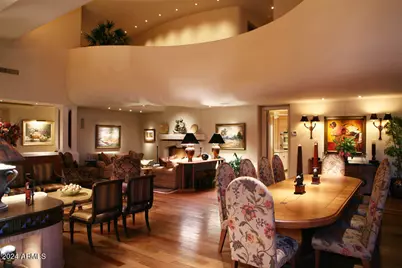 15 Biltmore Estates Drive, Phoenix, AZ 85016 - Photo 10