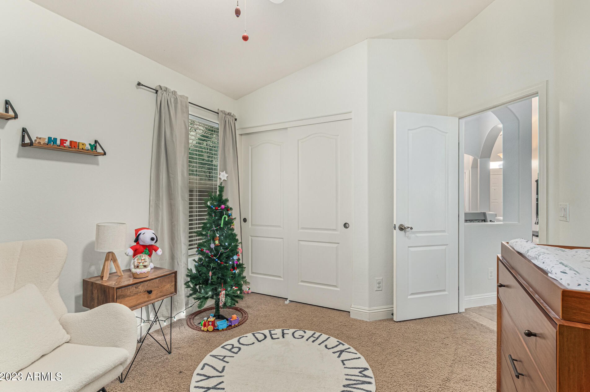 24233 28th St, Phoenix AZ  85024-6219 exterior