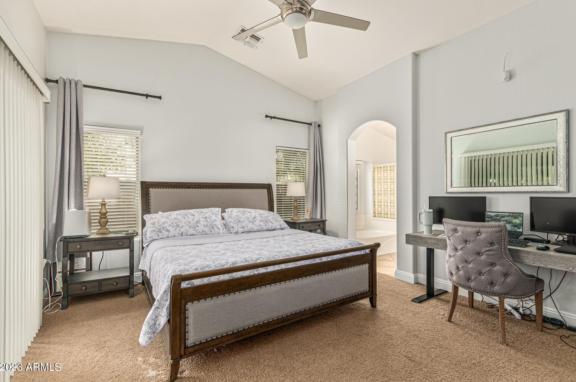 24233 28th St, Phoenix AZ  85024-6219 exterior