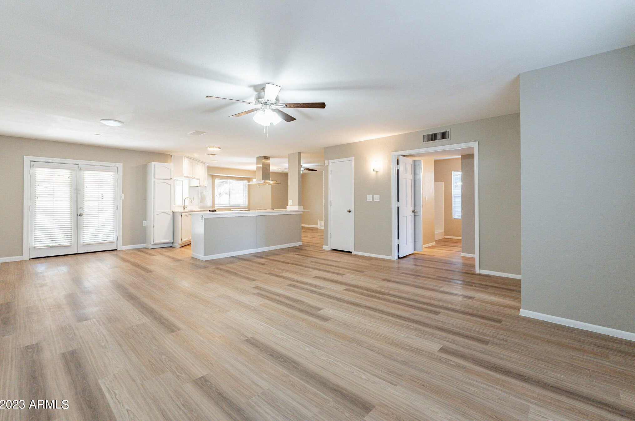 4624 103rd Ave, Phoenix, AZ 85037-5109