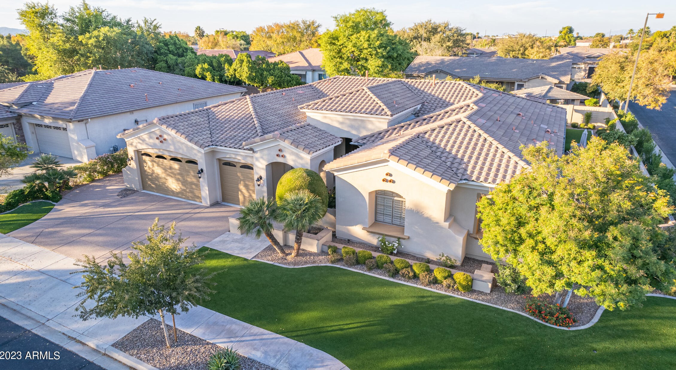 762 Bluebird Dr, Chandler, AZ 85286-7610