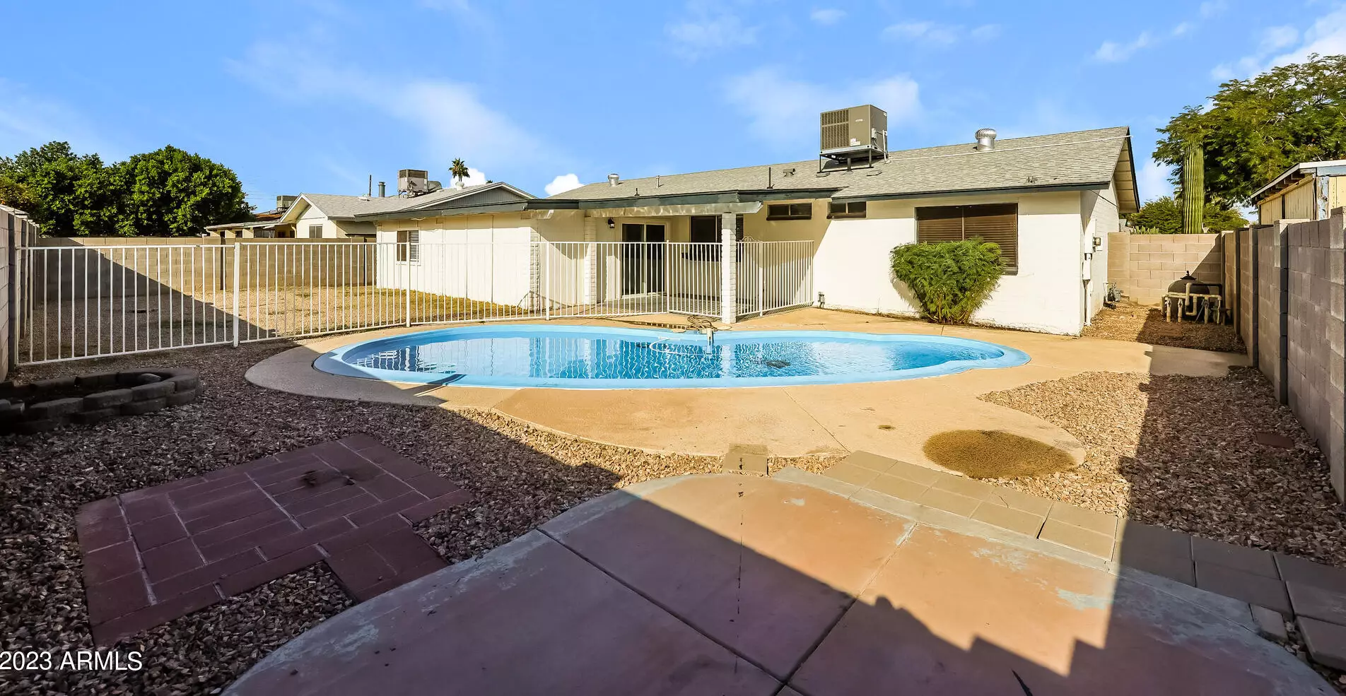 4207 Poinsettia Dr, Phoenix AZ  85029-3063 exterior