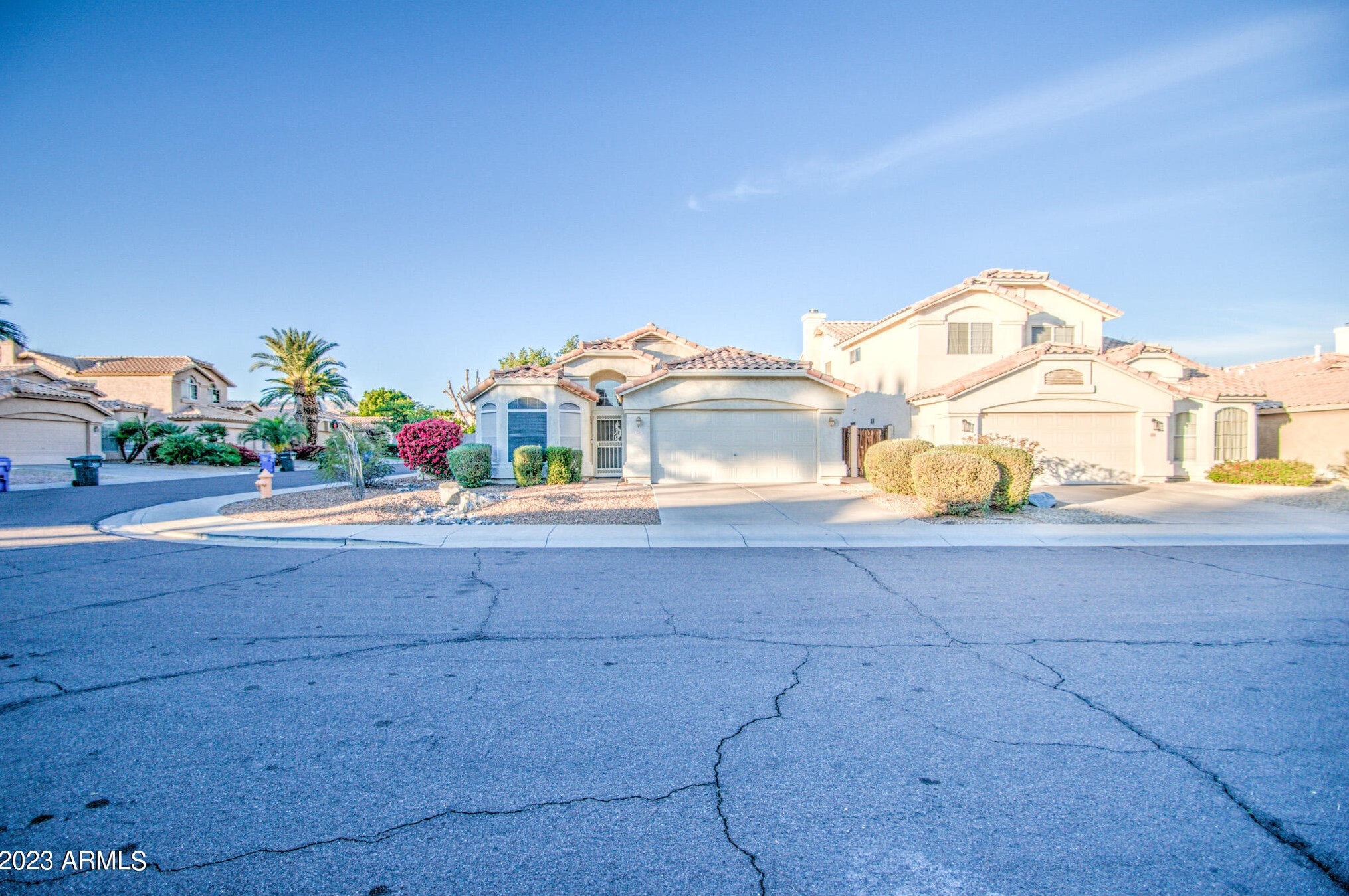 3216 Muirwood Dr, Phoenix AZ  85048-5806 exterior