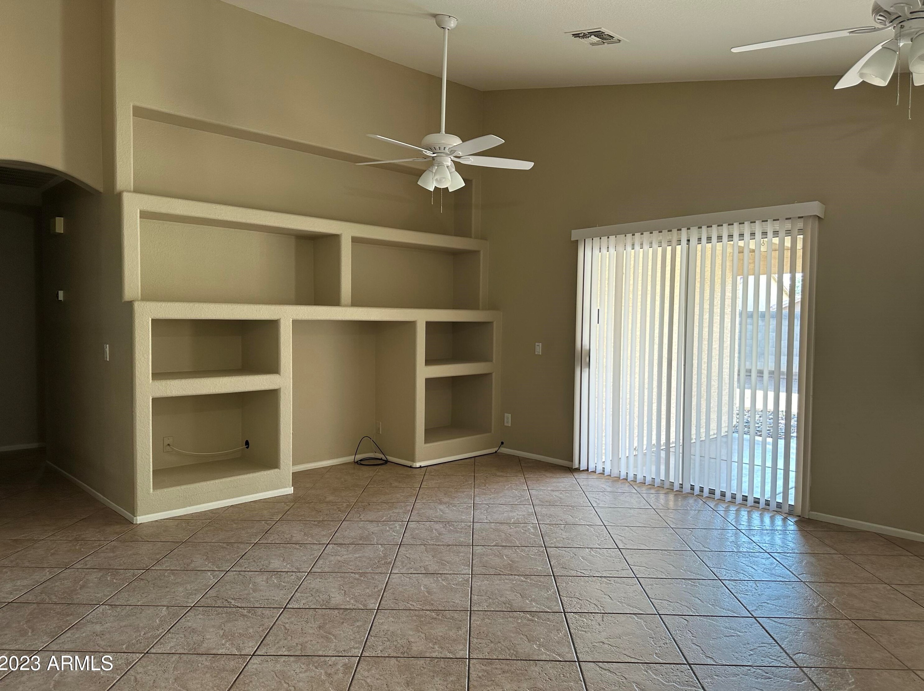 16129 W Lincoln St, Goodyear, AZ 85338