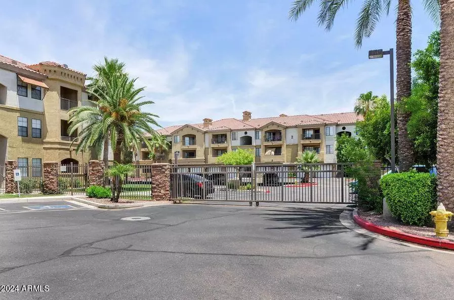 5302 E Van Buren St Unit 2001, Phoenix, AZ 85008