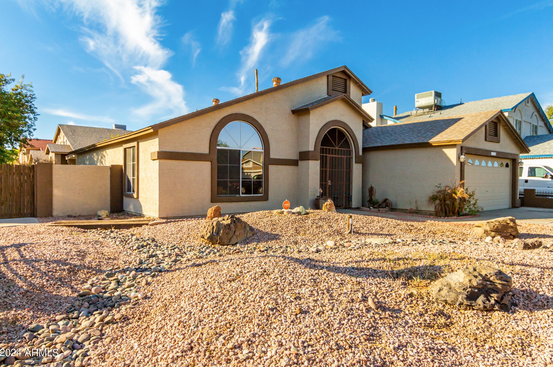 2606 89th Dr, Phoenix, AZ 85037-3457