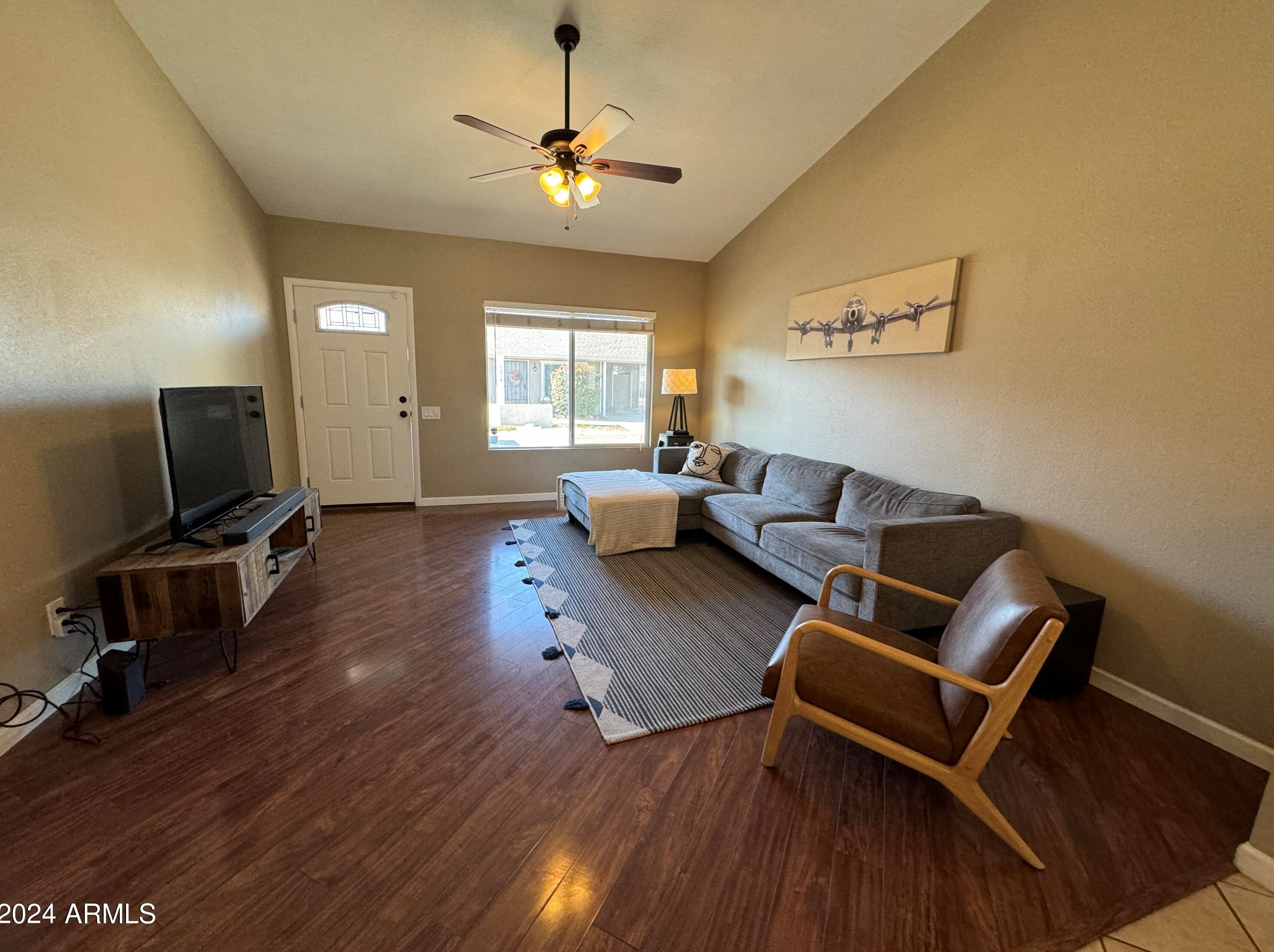 6835 S 45th St, Phoenix, AZ 85042