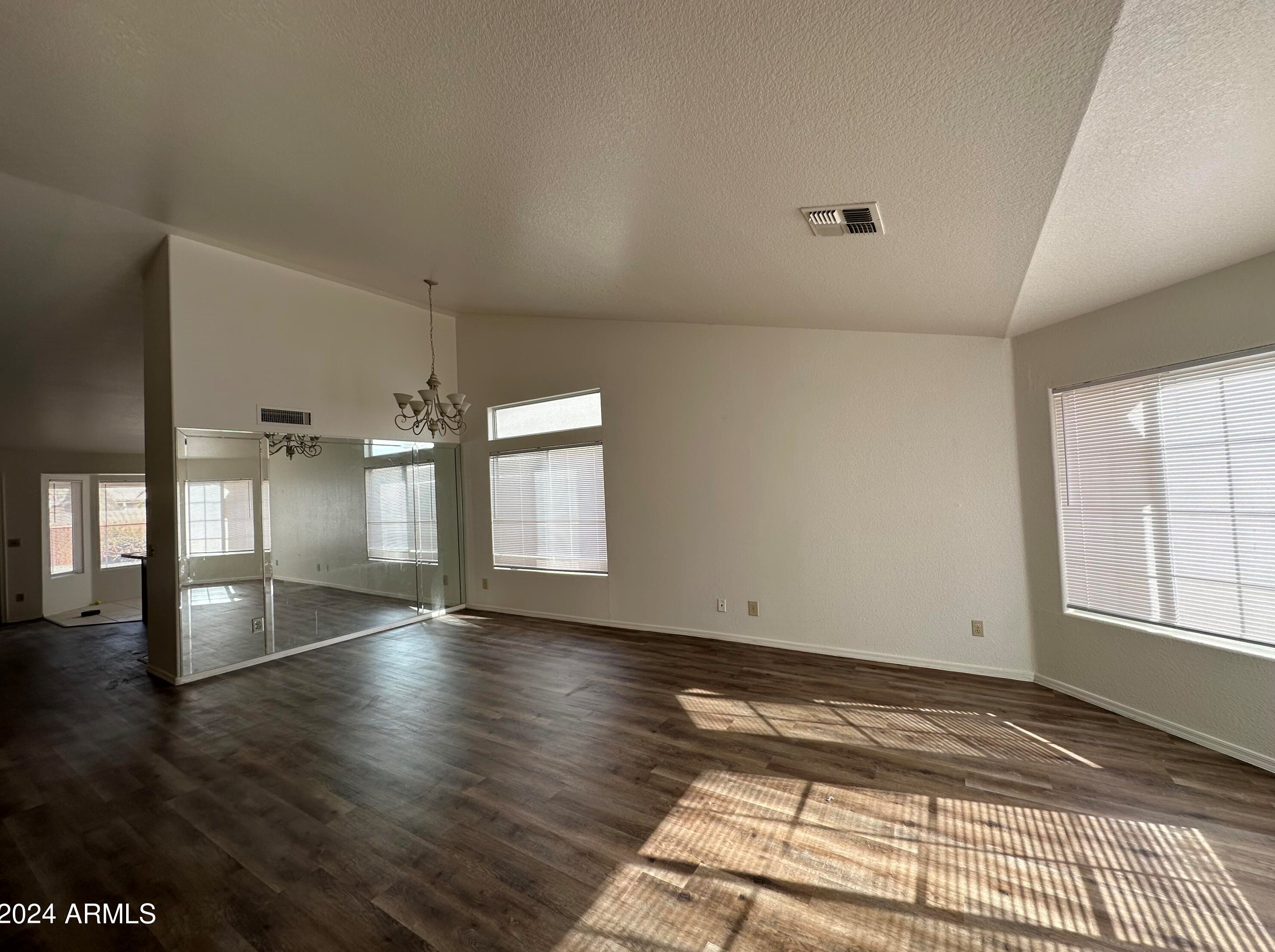 1622 E Erie St, Chandler, AZ 85225