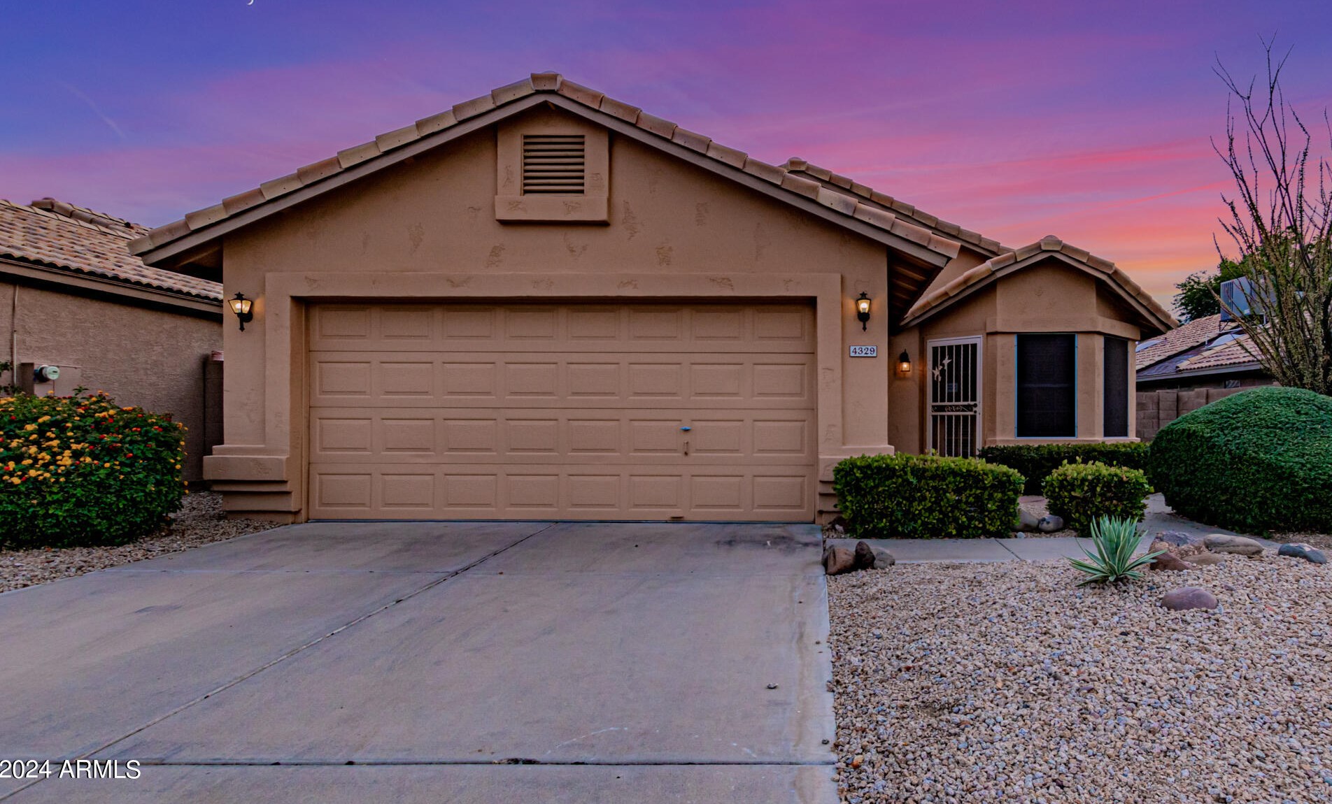 4329 Rosemonte Dr, Phoenix, AZ 85050-3347