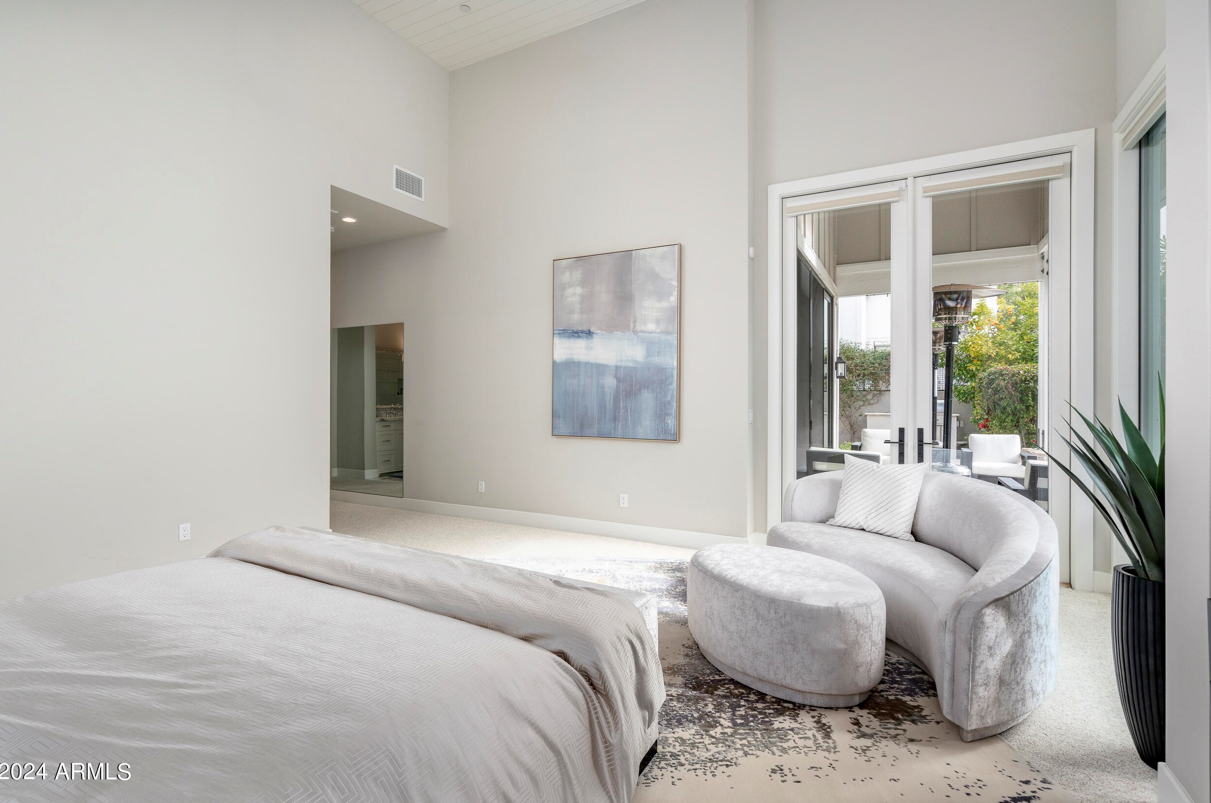 3719 Sells Dr, Phoenix AZ  85018-5625 exterior