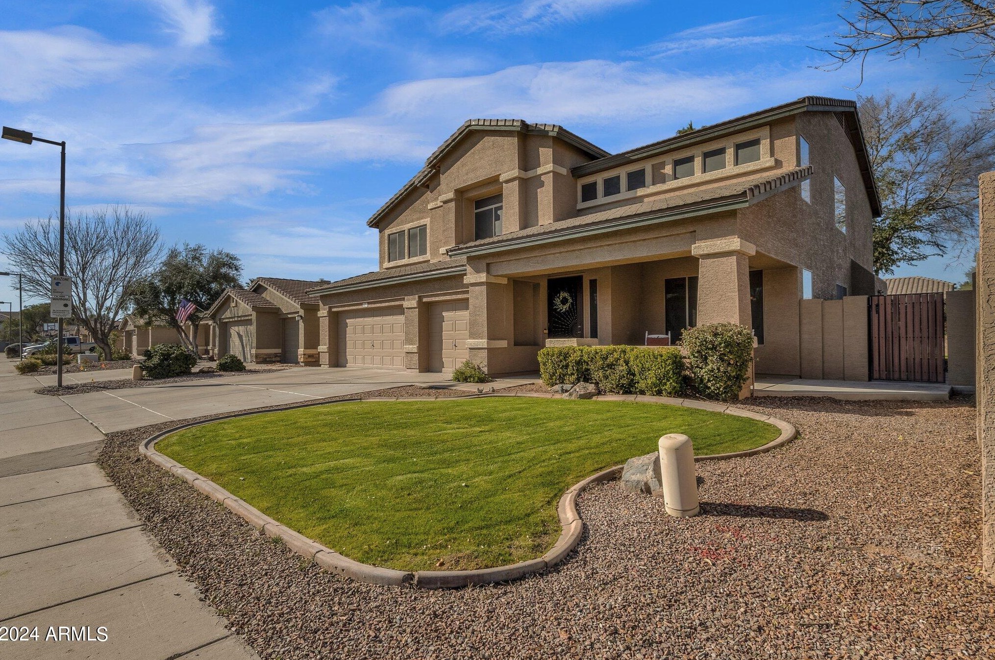 1274 Burk St, Gilbert, AZ 85296-4021