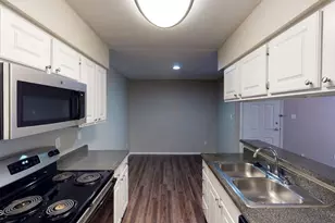 9605 S 48th St, Phoenix, AZ 85044 - Photo 4