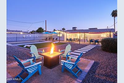 8444 E Piccadilly Road, Scottsdale, AZ 85251 - Photo 1
