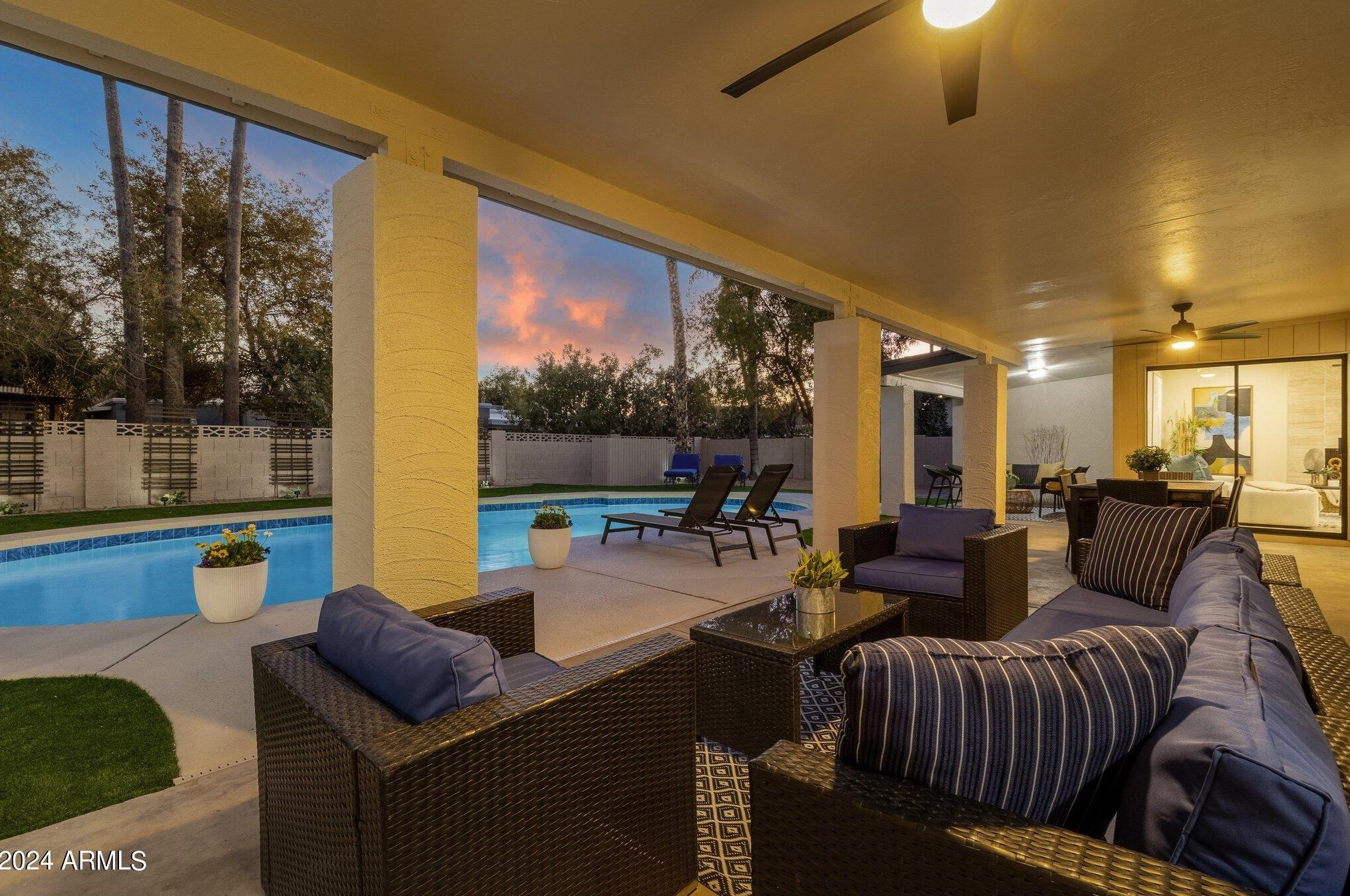 223 Pine Valley Dr, Phoenix AZ  85023-5284 exterior