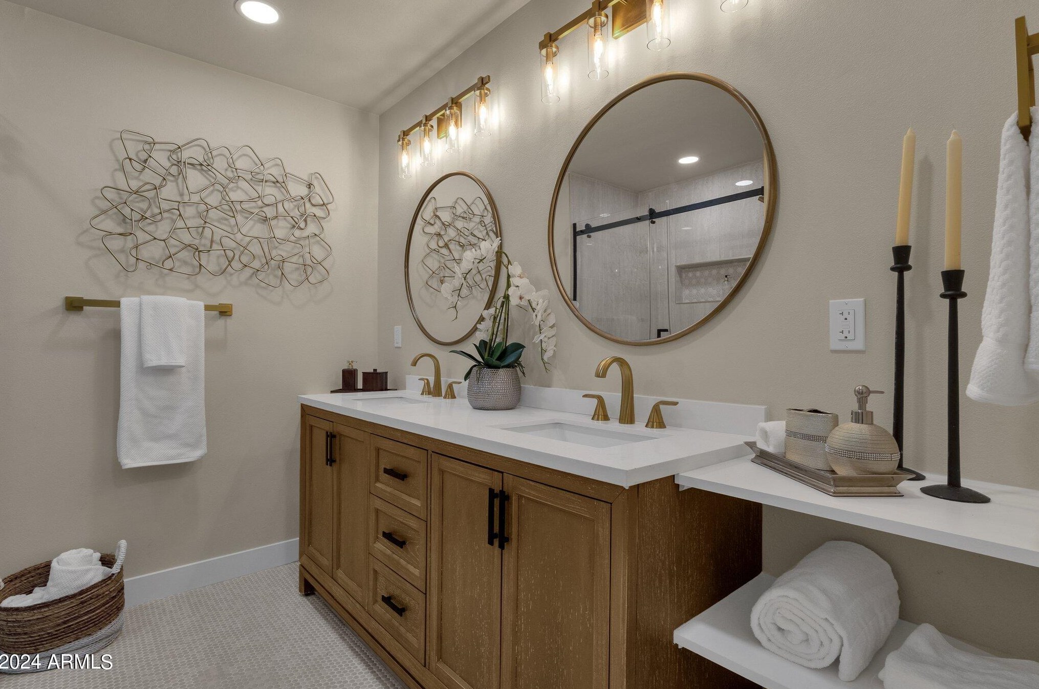 223 Pine Valley Dr, Phoenix AZ  85023-5284 exterior