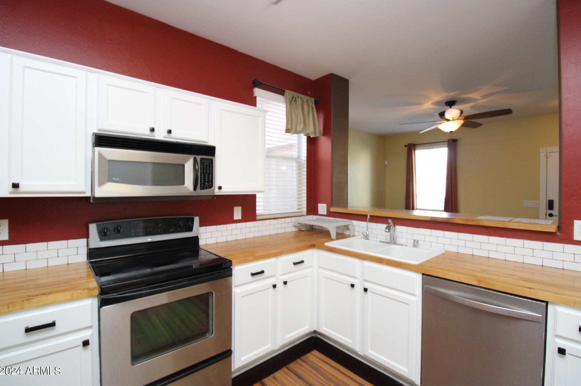 5149 Warner St, Phoenix AZ  85043-1987 exterior