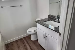 9652 E Hampton Ave, Mesa, AZ 85209 - Photo 6