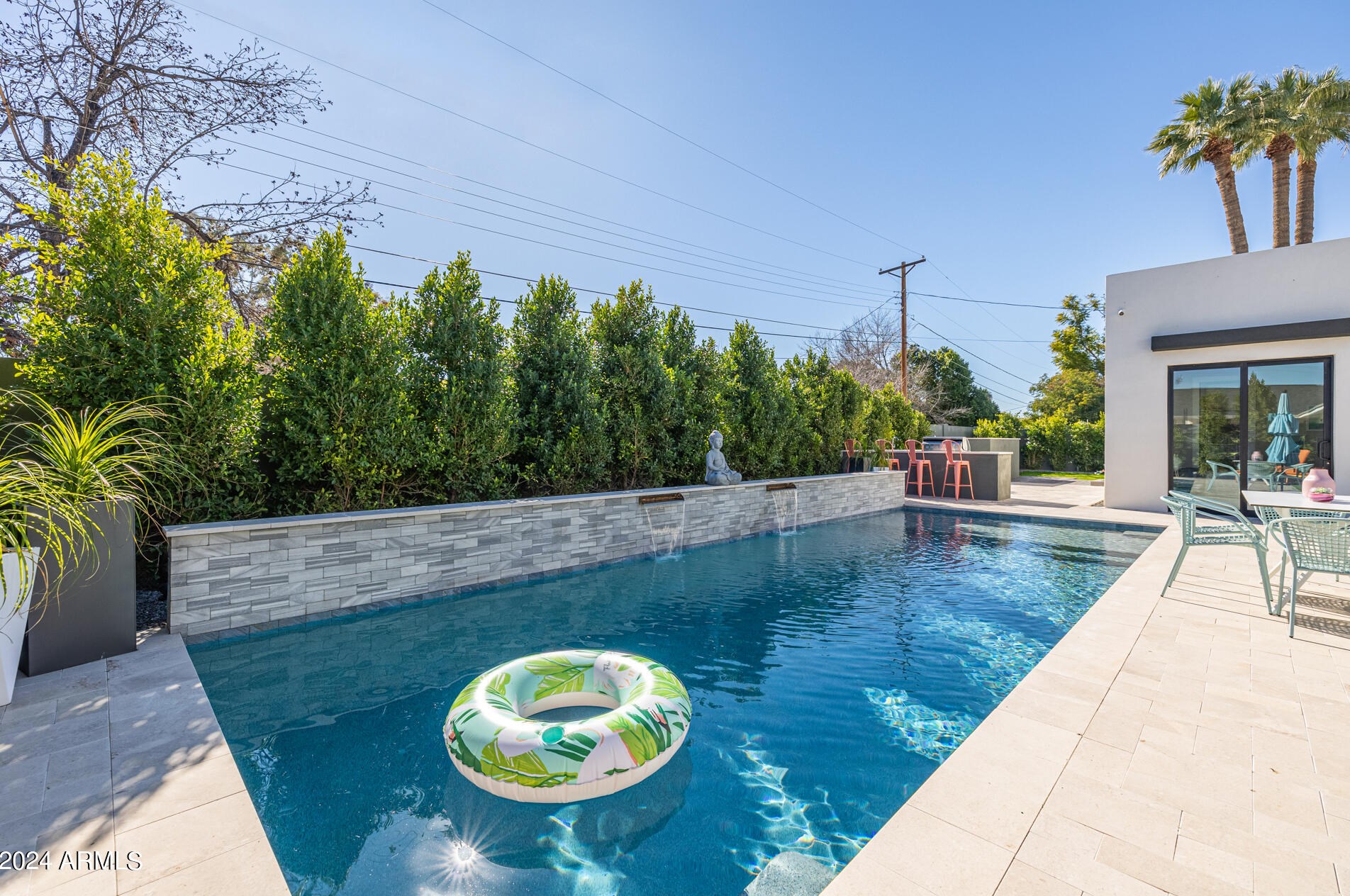 5319 Mitchell Dr, Phoenix AZ  85018-6132 exterior
