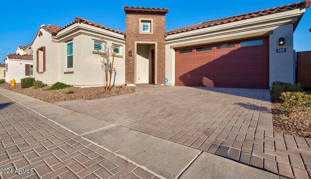 2450 E Lark St, Gilbert, AZ 85297
