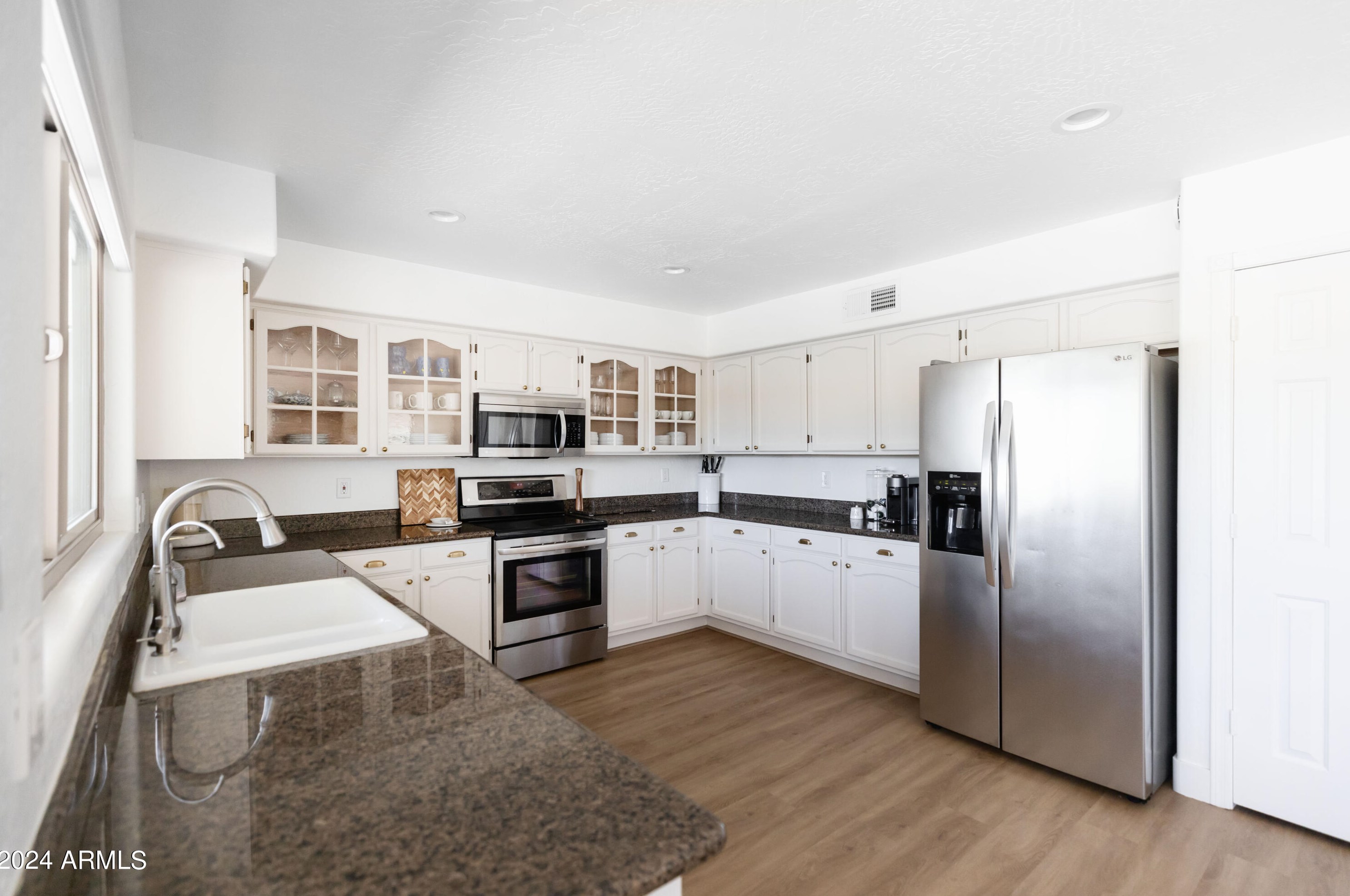 18236 45th St, Phoenix AZ  85032-1585 exterior