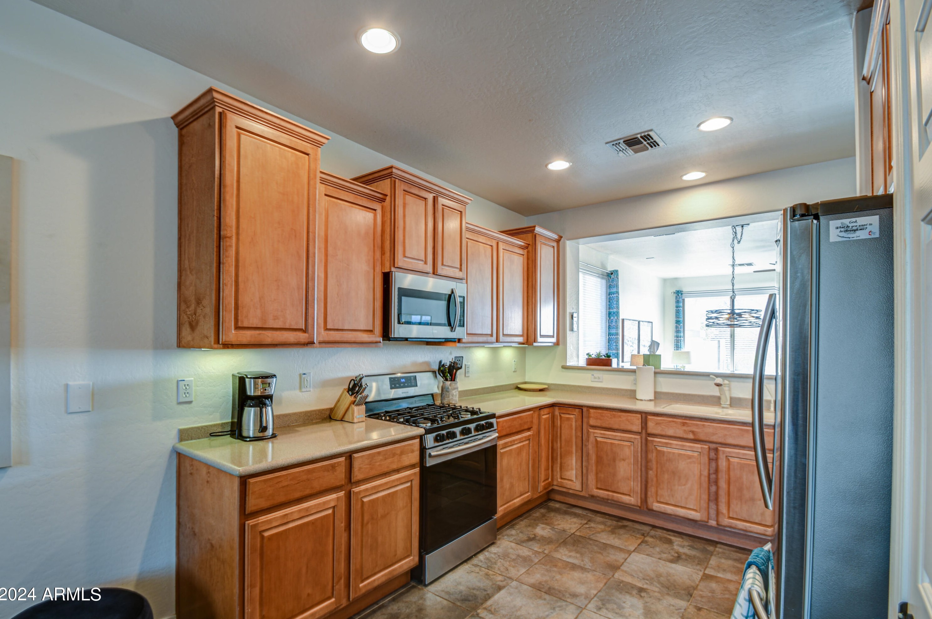 270 Twin Peaks Pkwy, San Tan Valley AZ  85143-5828 exterior