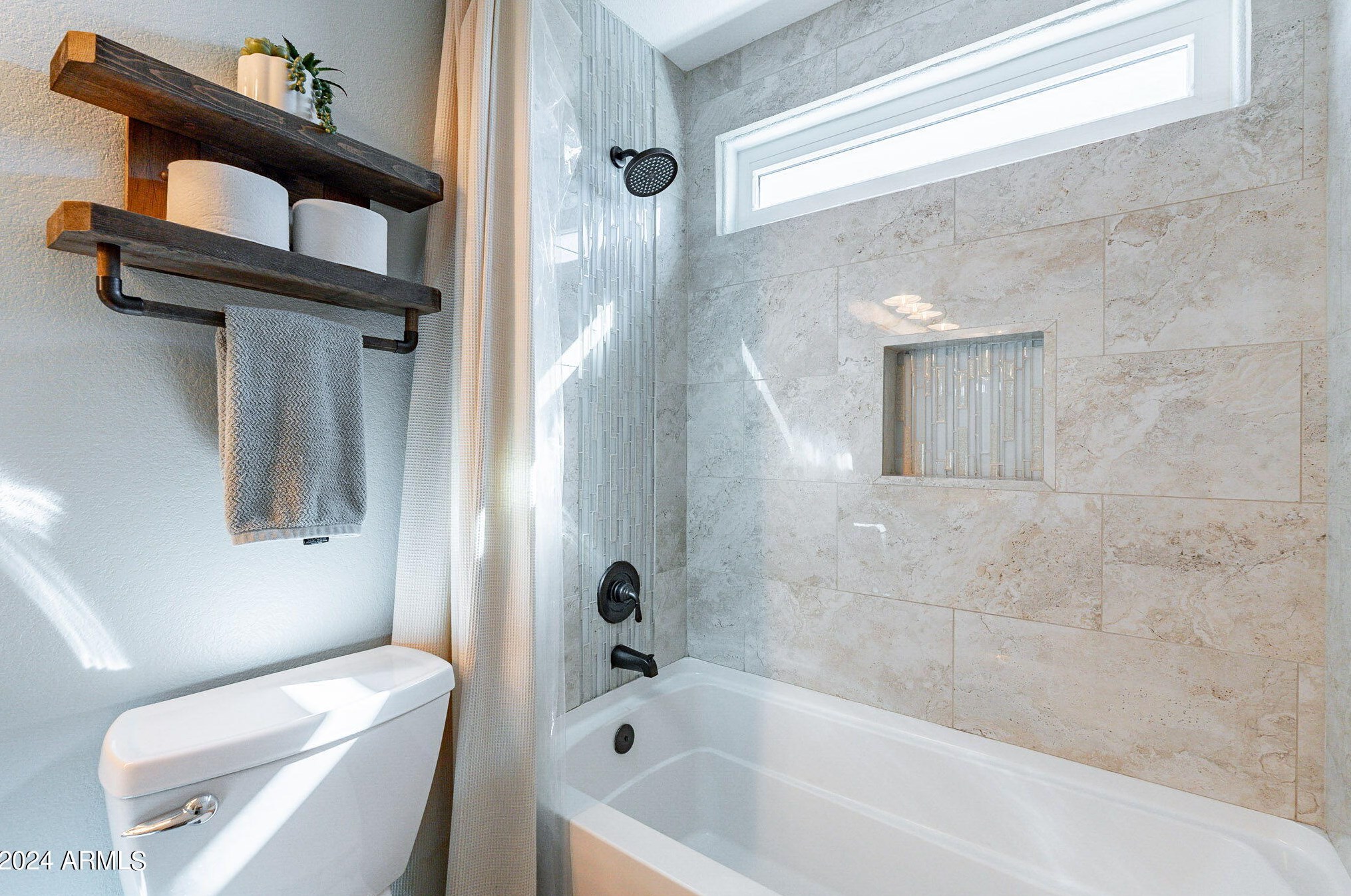 2123 Granite Vw Dr, Phoenix AZ 85044-7072 exterior