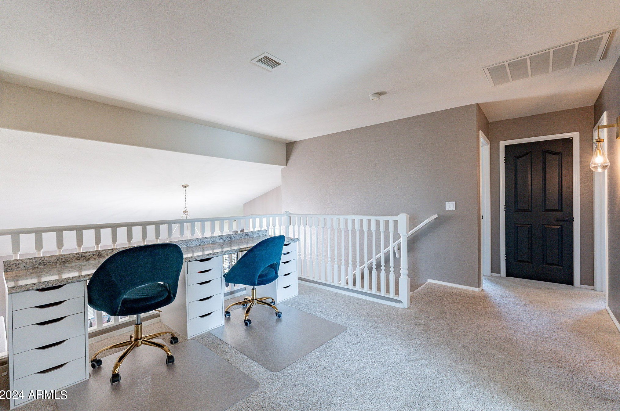 2123 Granite Vw Dr, Phoenix AZ 85044-7072 exterior