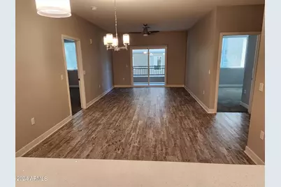 5550 E Deer Valley Drive #3, Phoenix, AZ 85054 - Photo 2