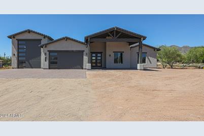 5548 E Seven Palms Drive, Cave Creek, AZ 85331 - Photo 1