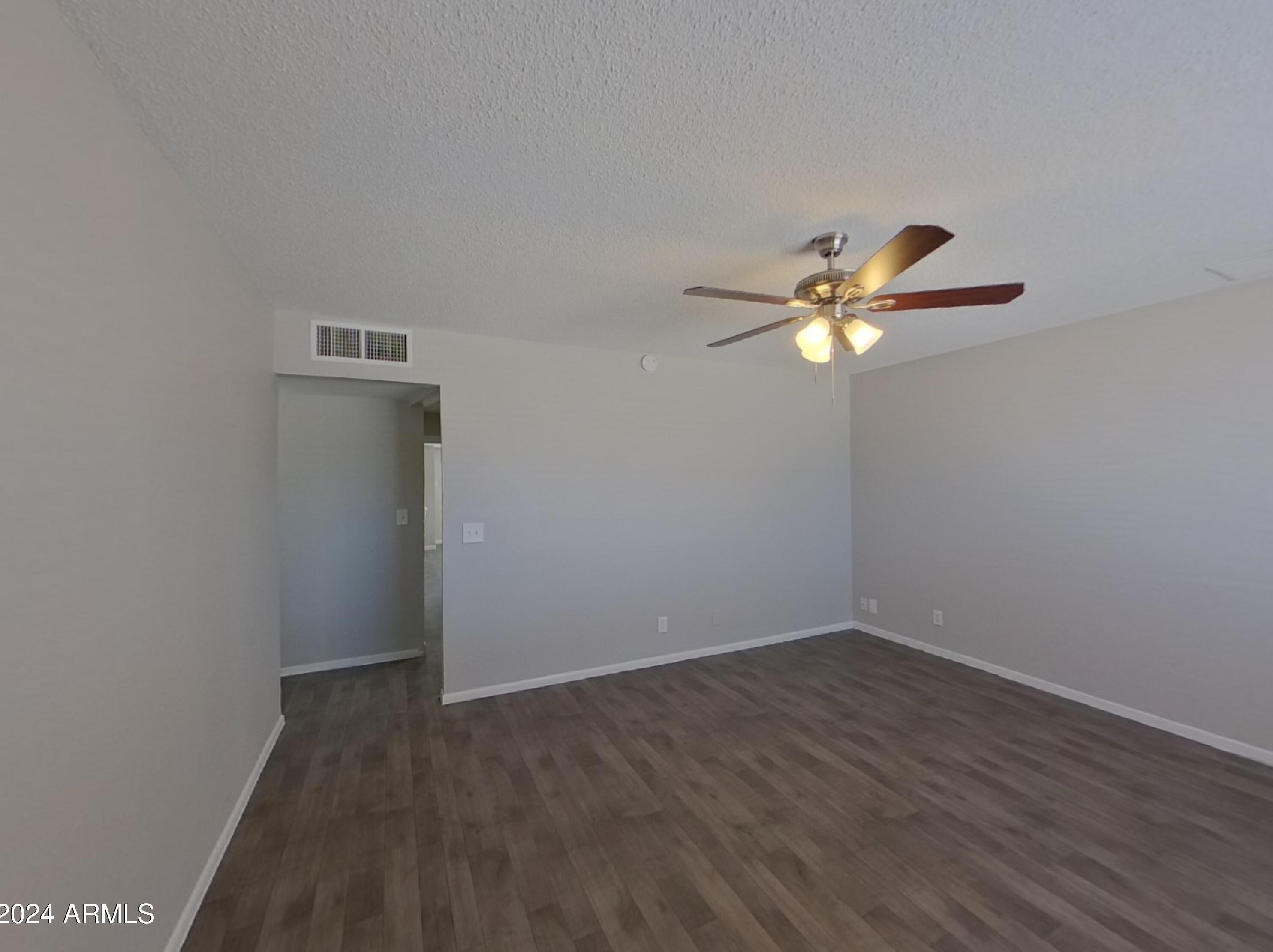 3325 Windrose Dr, Phoenix AZ  85032-7206 exterior