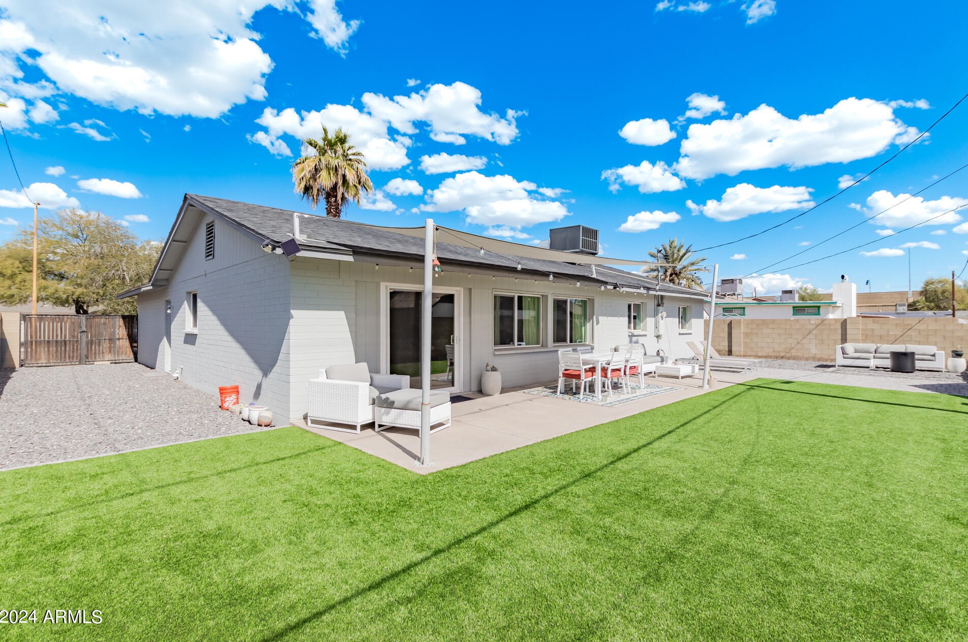 3239 Presidio Rd, Phoenix AZ  85032-6121 exterior