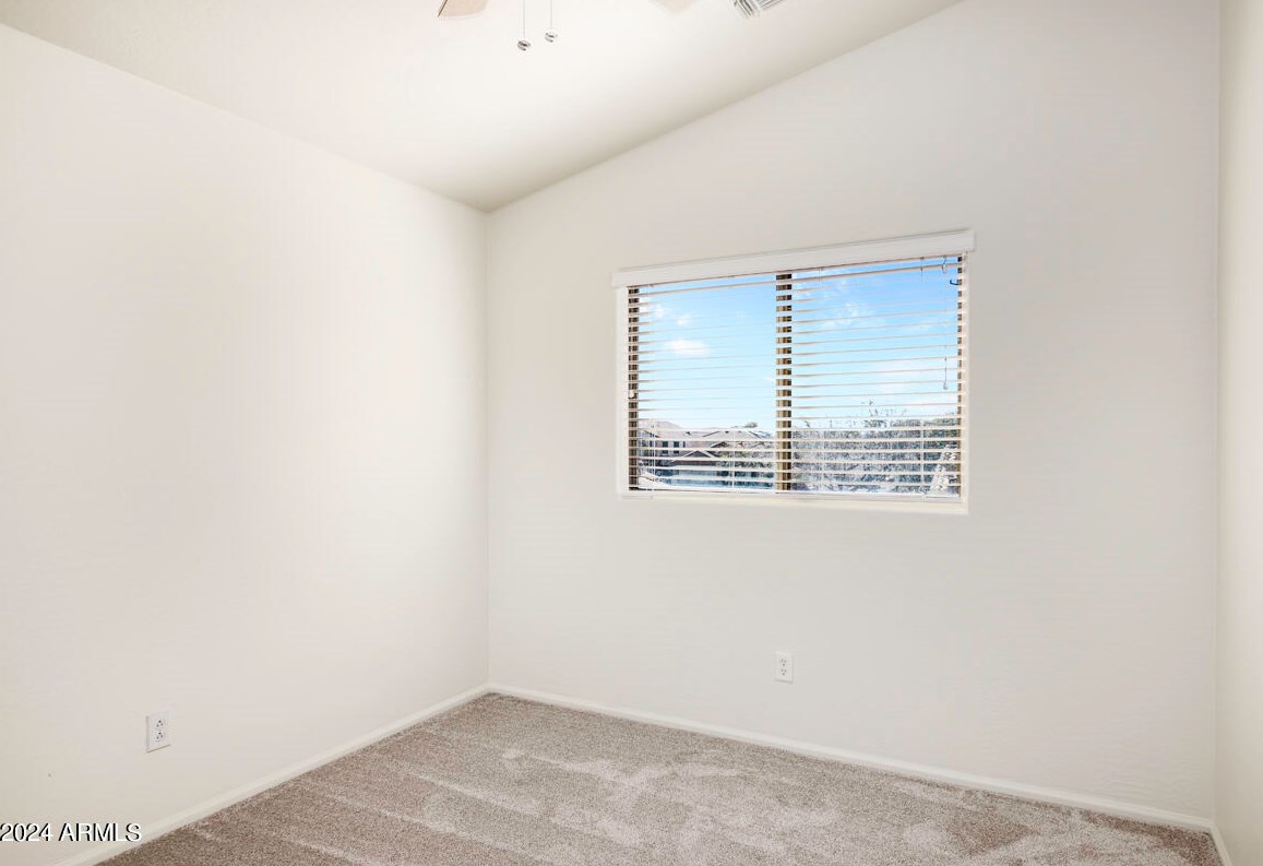 5602 Jones Ave, Phoenix AZ  85040-1033 exterior