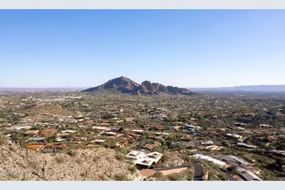 4524 E Moonlight Way #4, Paradise Valley, AZ 85253 - Photo 6