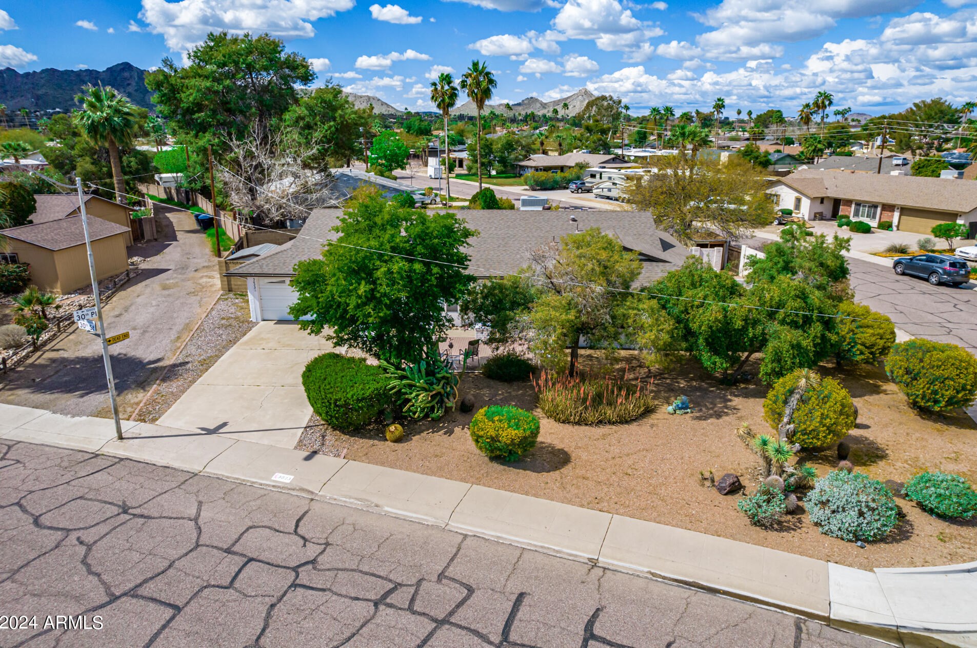 3023 Onyx Ave, Phoenix, AZ 85028-4419