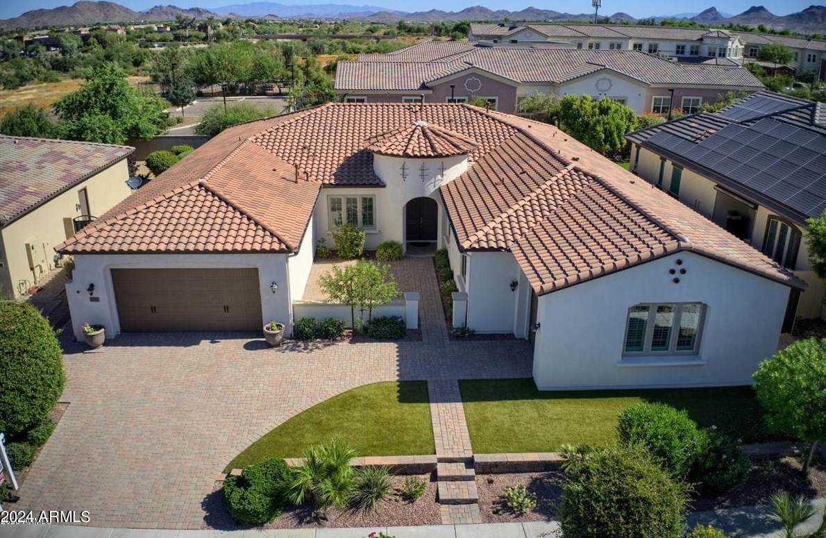 7570 W Quail Ave, Glendale, AZ 85308