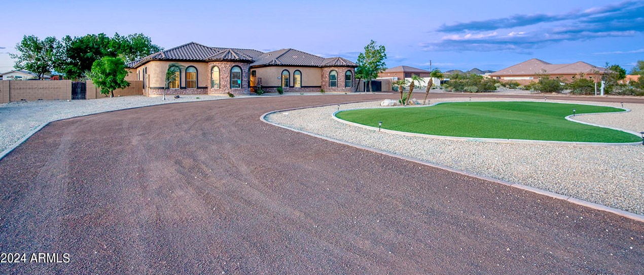 10416 Camino De Oro, Peoria AZ  85383-1192 exterior