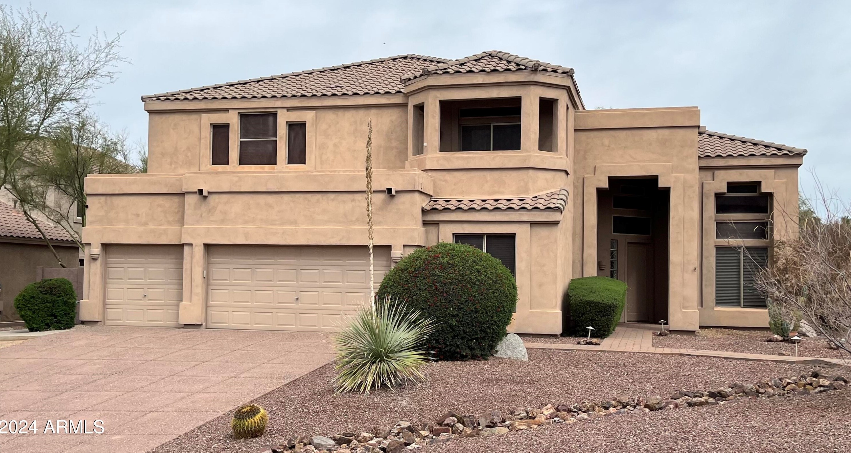 6932 Sugarloaf Cir, Mesa, AZ 85207-0937