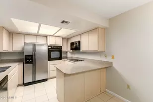 17404 N 99th Ave, Sun City, AZ 85373 - Photo 12