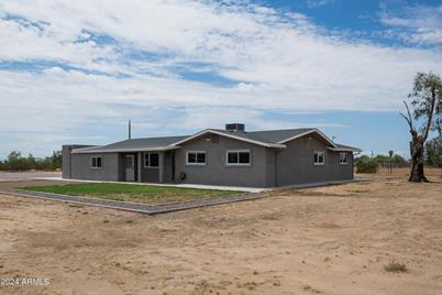 9484 N Cox Road, Casa Grande, AZ 85194 - Photo 1