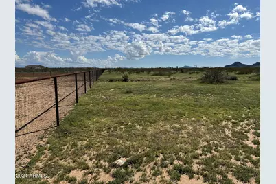 00Xx N 529th Ave Parcel 3B -- #-, Aguila, AZ 85320 - Photo 2