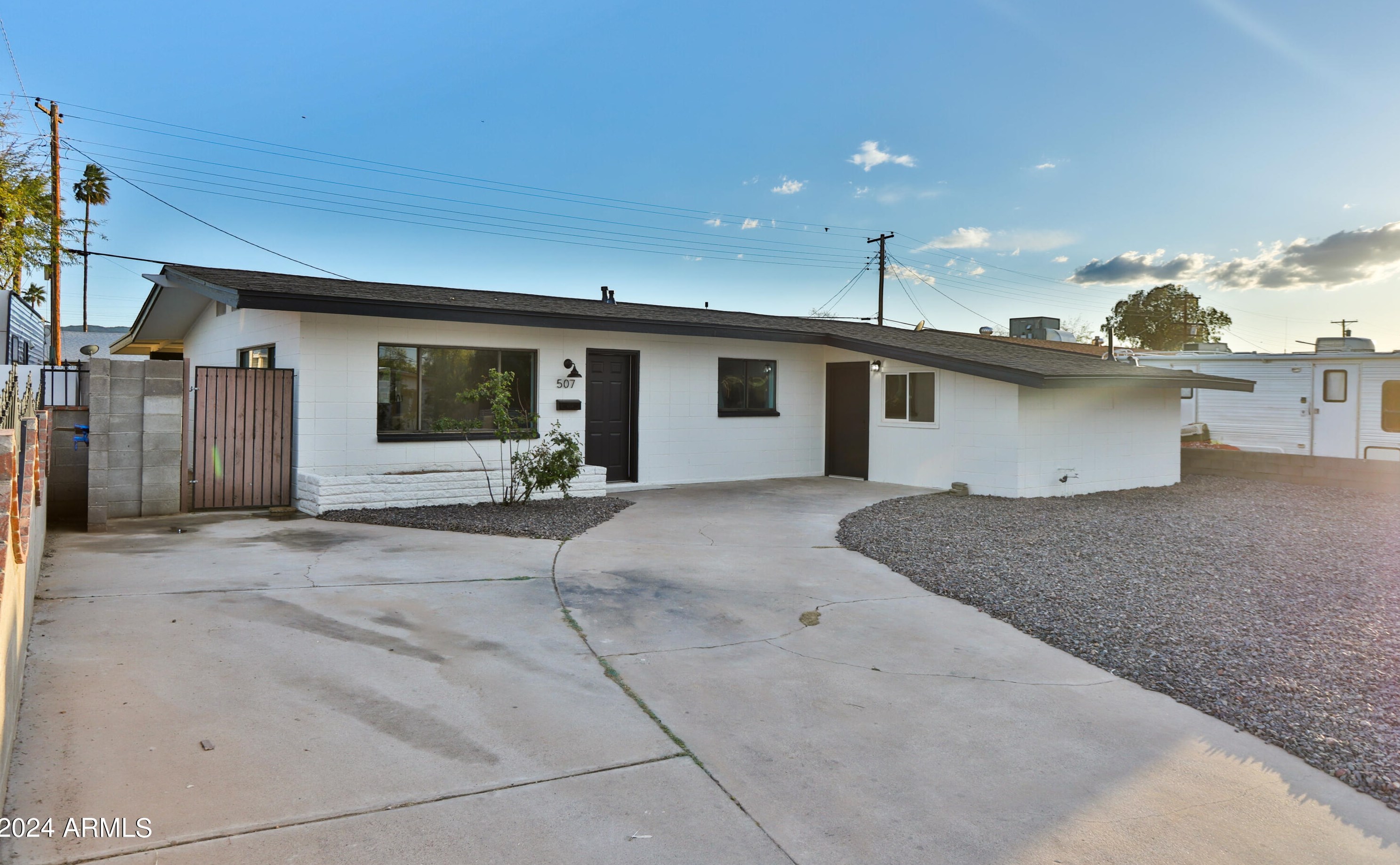 507 Minton St, Phoenix, AZ 85041-7128