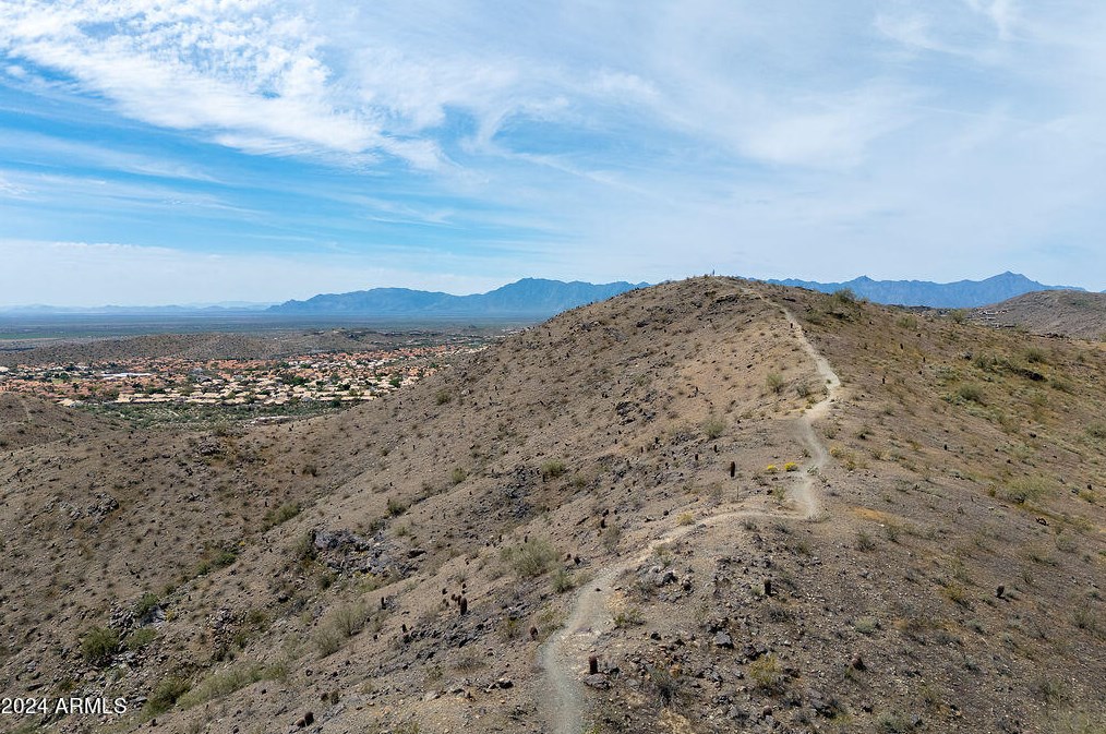 3339 Granite Vw Dr, Phoenix AZ 85044-7072 exterior