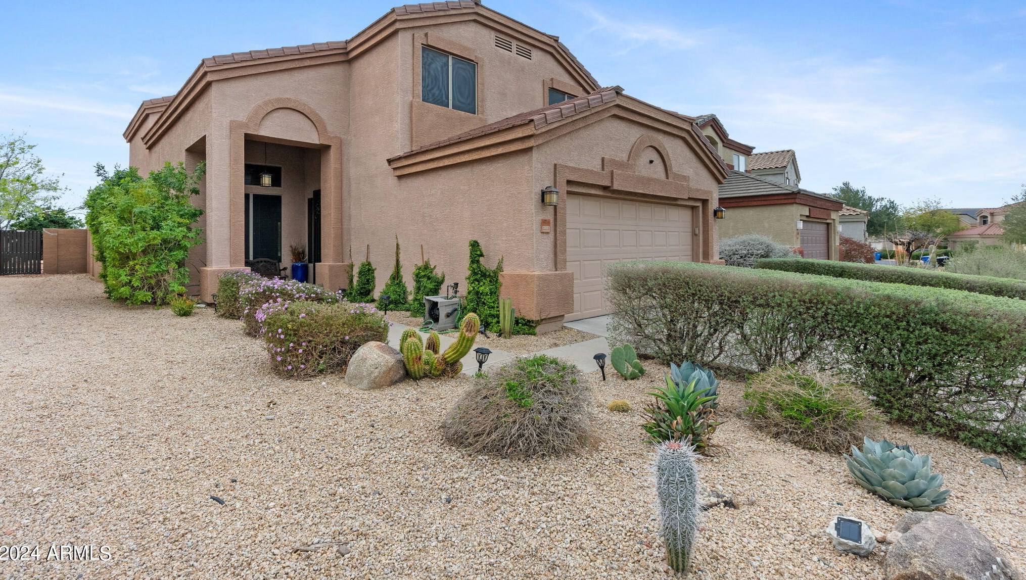 4339 E Smokehouse Trail, Cave Creek, AZ 85331